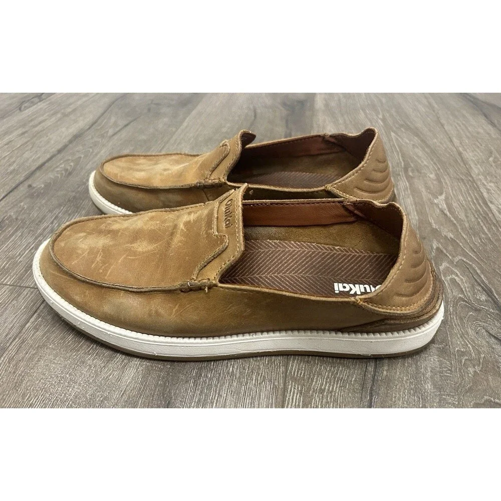 OluKai multiple scuffs